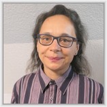 Wer bin ich? Melita Makari. Ich übersetze hier. Slowenisch-Übersetzerin